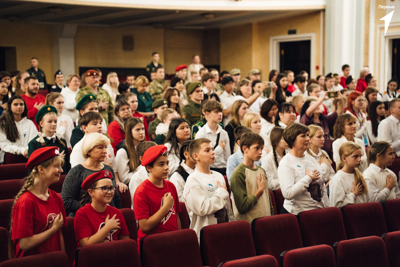 Саратовских школьников приняли в ряды Хранителей Истории